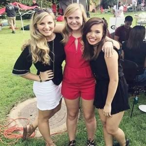 Meet your Posher, Gabby